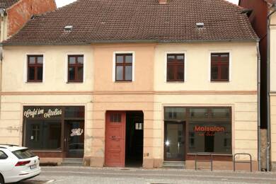 Wohn- und Geschäftshaus zum Kauf als Kapitalanlage geeignet 295.000 € 335 m² 800 m² Grundstück Kloster Zinna Jüterbog 14913