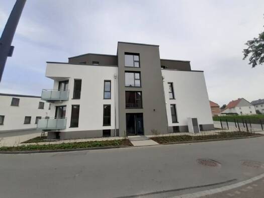 Penthouse zur Miete 1.450 € 3,5 Zimmer 125 m² Geschoss 3/4 frei ab sofort Fasanenweg Parsit Ense 59469