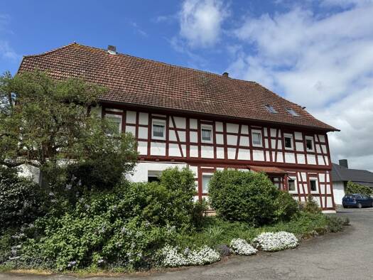 Wohnung zum Kauf 310.000 € 7 Zimmer 160 m² Wiesenfeld Meeder 96484