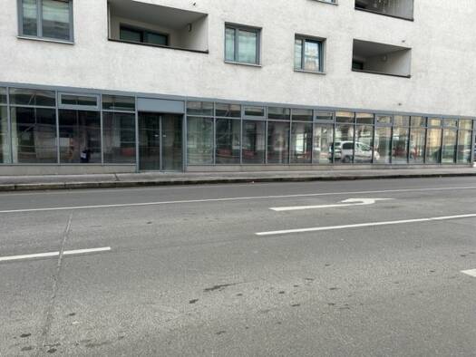 Laden zur Miete 11,38 € Wien 1210
