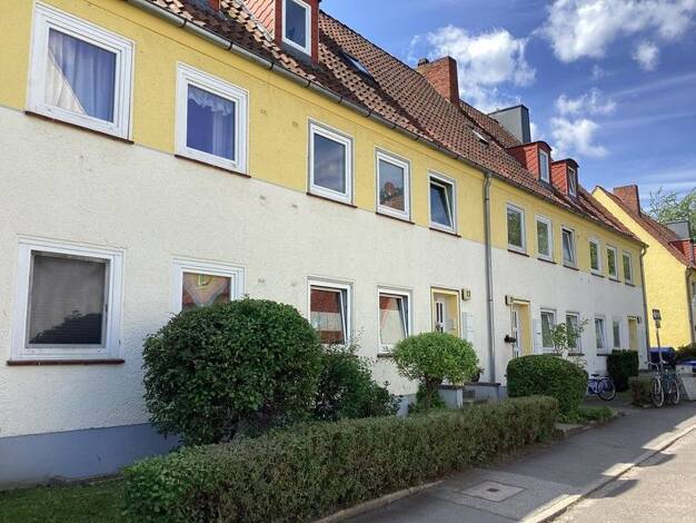 Wohnung zur Miete 430 € 2 Zimmer 38,2 m² 1. Geschoss frei ab 23.06.2025 Dürerstr. 22 Hüxter- / Mühlentor / Gärtnergasse Lübeck 23564