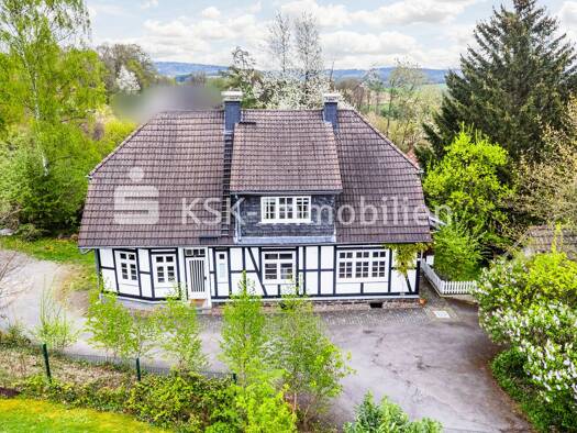 Einfamilienhaus zum Kauf 450.000 € 8 Zimmer 180 m² 3.284 m² Grundstück Morsbach, Sieg Morsbach 51597