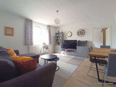 Wohnung zur Miete 720 € 3 Zimmer 90 m² 2. Geschoss frei ab 01.08.2025 Viktoriastr. 40 Schinkenplatz Krefeld 47799