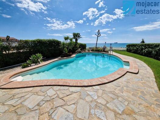 Chalet zum Kauf 1.100.000 € 4 Zimmer 192 m² 744 m² Grundstück Palomares 12 Vera 04621