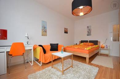 WG-Zimmer zur Miete Wohnen auf Zeit 640 € 18 m² 3. Geschoss frei ab sofort Kernerviertel Stuttgart 70182
