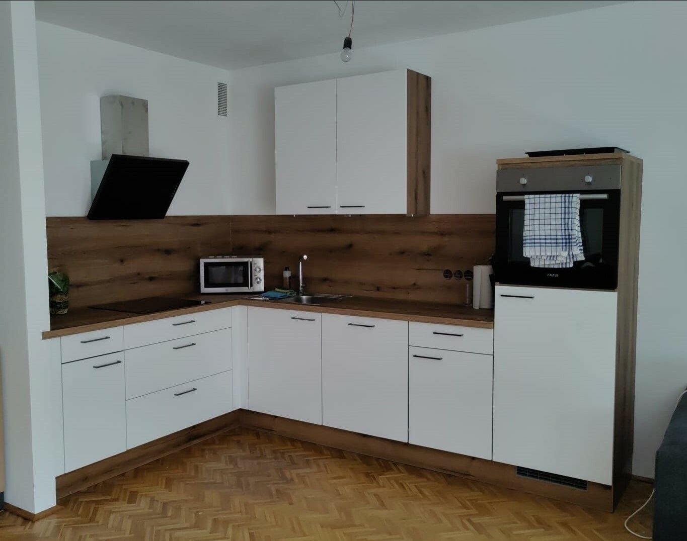 Wohnung zum Kauf 138.000 € 3 Zimmer 75,6 m²<br/>Wohnfläche 2.<br/>Geschoss Laa an der Thaya 2136