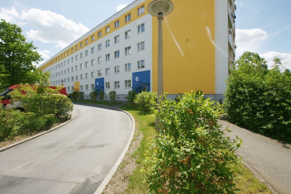 Wohnung zur Miete 371,85 € 3 Zimmer 57,8 m²<br/>Wohnfläche 3.<br/>Geschoss Stauffenbergstraße 28 Neundorfer Vorstadt Plauen 08523