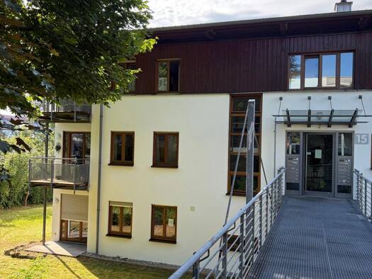 Studio zur Miete 360 € 1 Zimmer 30 m² Geschoss EG/3 frei ab sofort St. Ingbert Sankt Ingbert 66386