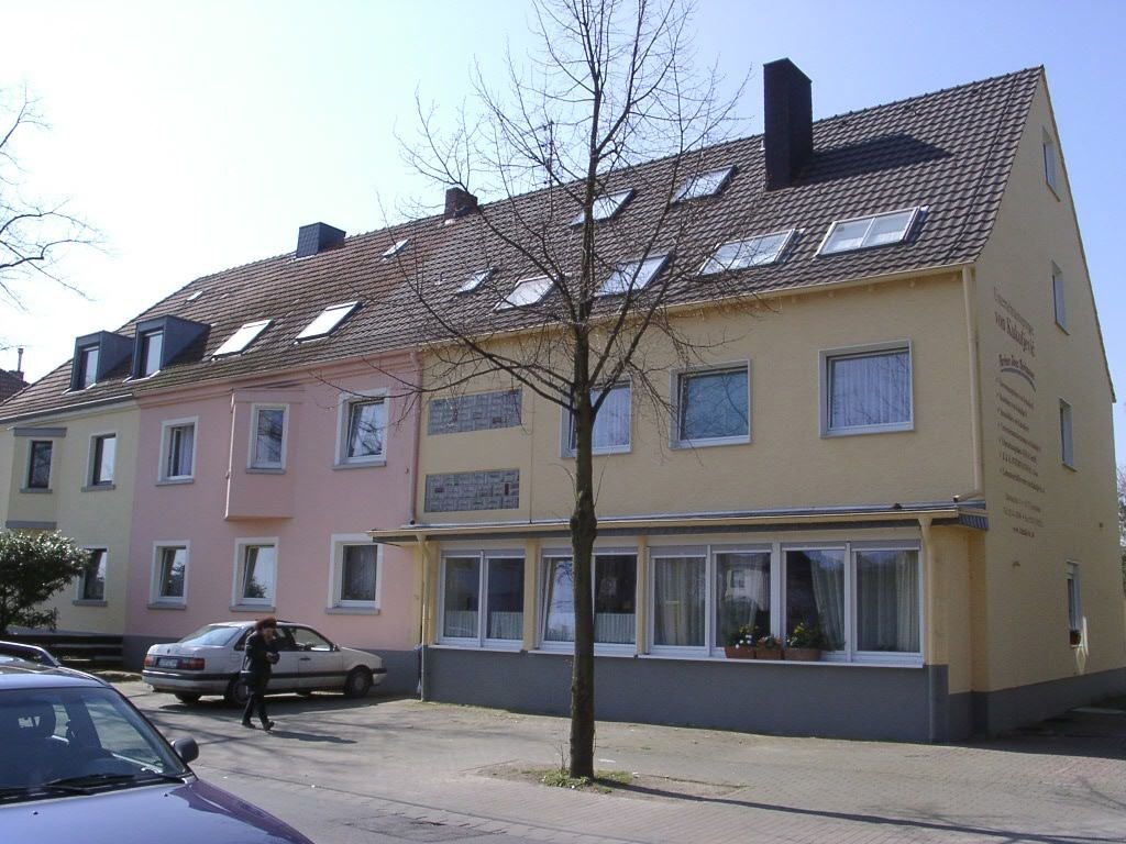 Einfamilienhaus zum Kauf 1.310.000 € 23 Zimmer 519,7 m²<br/>Wohnfläche 1.086 m²<br/>Grundstück Bürrig Leverkusen-Bürrig 51371