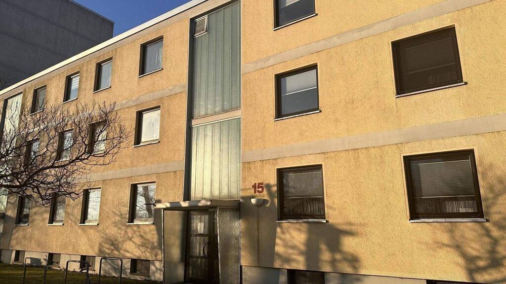 Wohnung zum Kauf 109.000 € 2 Zimmer 58 m² frei ab sofort Burgdorf 31303