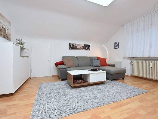 Wohnung zur Miete 1.350 € 2,5 Zimmer 48 m² 3. Geschoss frei ab 01.02.2026 Tamm 71732
