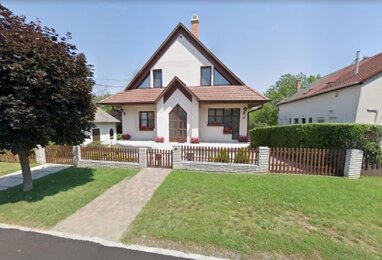 Mehrfamilienhaus zum Kauf 413.000 € 15 Zimmer 290 m² 1.000 m² Grundstück frei ab sofort Balatonszárszó 8624