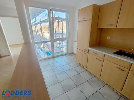 Wohnung zur Miete 499 € 2 Zimmer 62,7 m² 2. Geschoss frei ab sofort Stendal Stendal 39576