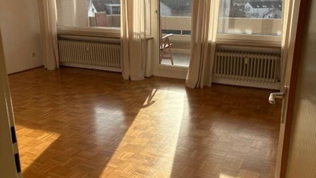 Wohnung zur Miete 1.200 € 3 Zimmer 85 m² Geschoss 3/4 frei ab sofort Radolfzellerstr 13 Wollmatingen Konstanz 78467