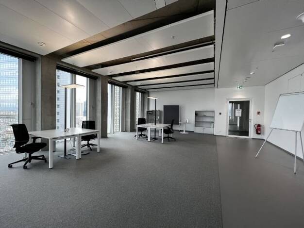 Büro-/Praxisfläche zur Miete 242 m² Bürofläche teilbar von 242 m² bis 242 m² Brüsseler Straße 1-3 Gallus Frankfurt am Main 60528