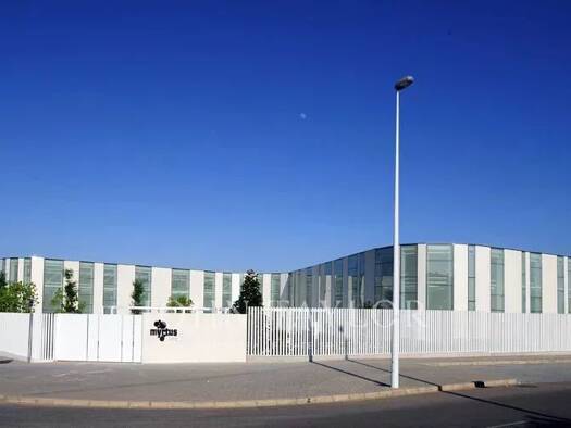 Mehrfamilienhaus zum Kauf provisionsfrei 5.452 m² 5.625 m² Grundstück Valencia 46530