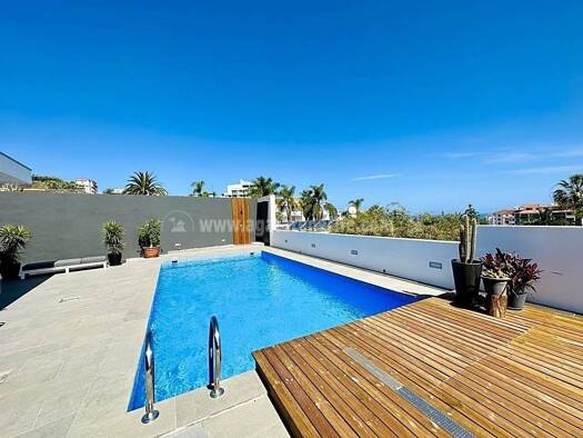 Chalet zum Kauf 795.000 € 4 Zimmer 261 m² 542 m² Grundstück Puerto de la Cruz 38400