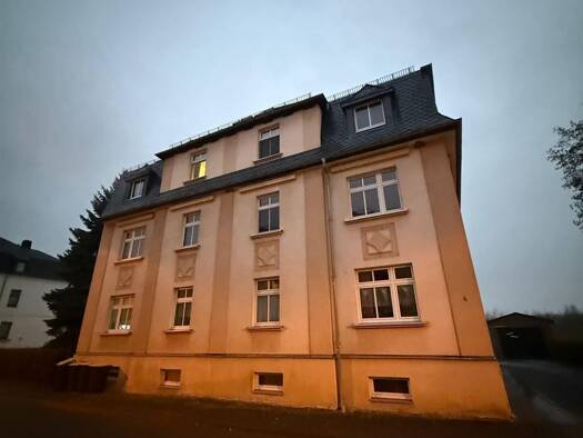 Wohnung zur Miete 350 € 2 Zimmer 57,1 m² EG frei ab sofort Schneppendorfer Straße 4 Crossen Zwickau 08058