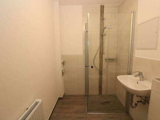 Wohnung zur Miete 319 € 2 Zimmer 40,2 m² EG Paul-Müller-Straße 16 Freiberg 09599