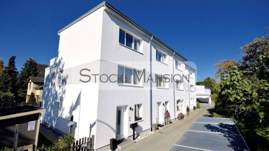 Stadthaus zur Miete 2.590 € 4 Zimmer 111 m² 240 m² Grundstück Langenhorn Hamburg 22417