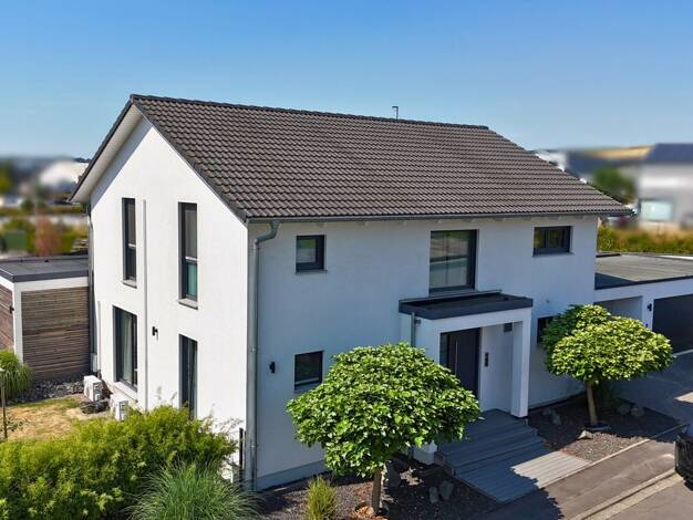 Einfamilienhaus zum Kauf 680.000 € 6 Zimmer 183,9 m² 1.068 m² Grundstück Kefenrod Kefenrod 63699