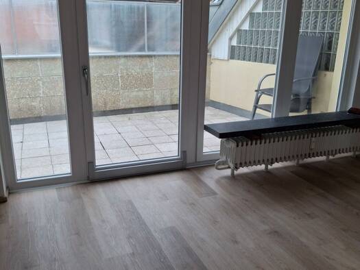 WG-Zimmer zur Miete 950 € 3,5 Zimmer 90 m² Geschoss -3/3 frei ab sofort Amberg 92224