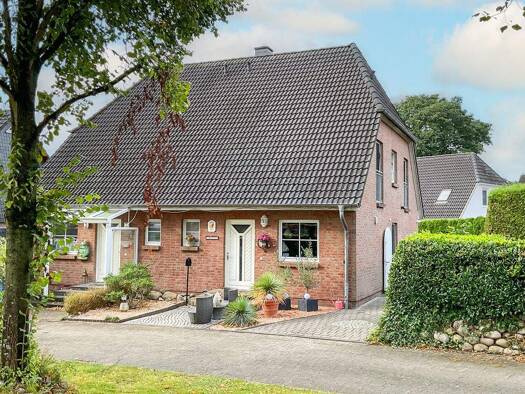 Doppelhaushälfte zum Kauf 419.000 € 4 Zimmer 100 m² 294 m² Grundstück Itzstedt 23845