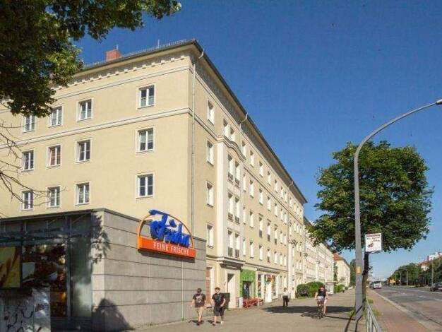 Wohnung zur Miete 540 € 2 Zimmer 55 m² 3. Geschoss frei ab 28.02.2026 Nürnberger Str. 28 Südvorstadt-West Dresden 01187