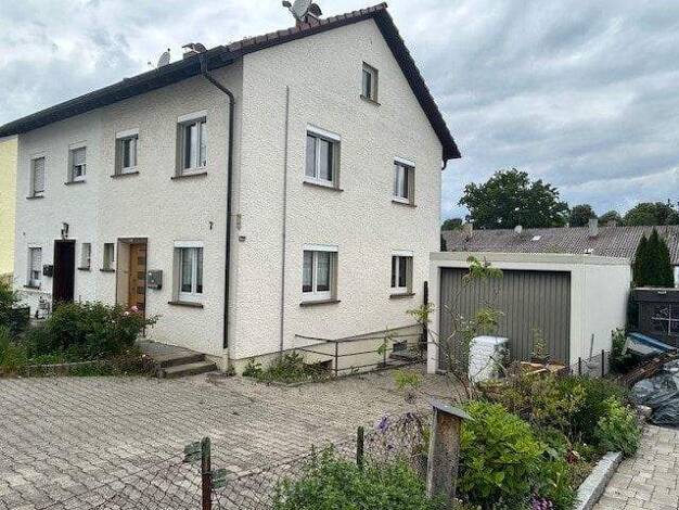Doppelhaushälfte zum Kauf 165.000 € 3,5 Zimmer 65 m² 346 m² Grundstück Meßkirch 88605