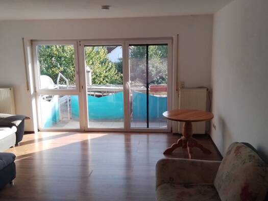 Wohnung zur Miete 720 € 2 Zimmer 50 m² Geschoss 1/1 frei ab sofort Weingarten 76356