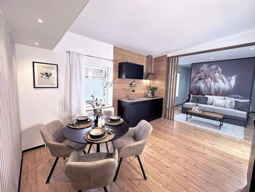 Wohnung zur Miete 664 € 2 Zimmer 83 m² EG Jeßnitz Raguhn-Jeßnitz 06800