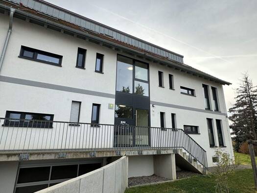 Wohnung zur Miete 870 € 2 Zimmer 63,1 m² 3. Geschoss frei ab 01.04.2026 Dr.-Georg-Teichtweier-Str. 11 Lengfeld Würzburg 97076