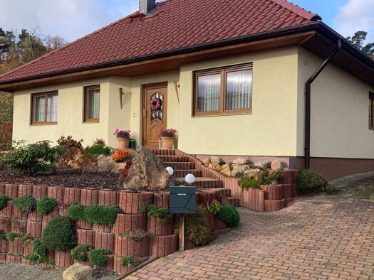 Haus zum Kauf 270.000 € 4 Zimmer 112 m² 823 m² Grundstück Langenstein Halberstadt 38895