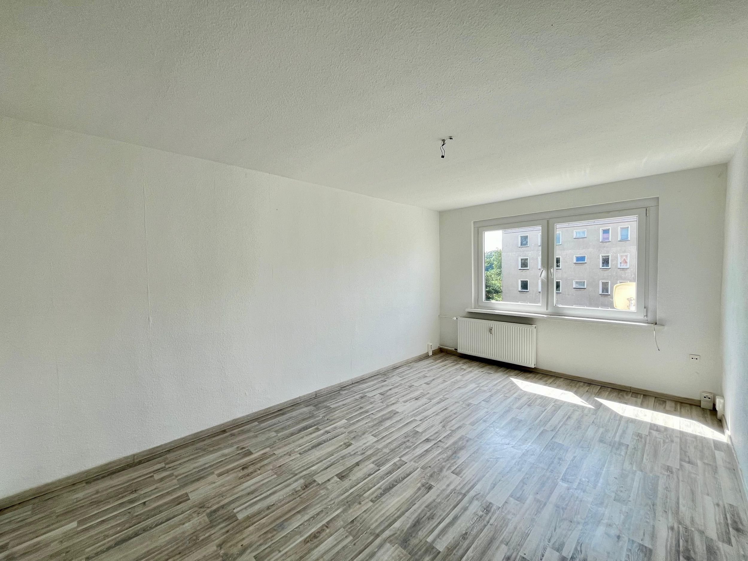 Wohnung zur Miete 250 € 1 Zimmer 36 m²<br/>Wohnfläche 2.<br/>Geschoss ab sofort<br/>Verfügbarkeit Th.- Stock- Str. 2 Rothenburg Rothenburg 02929