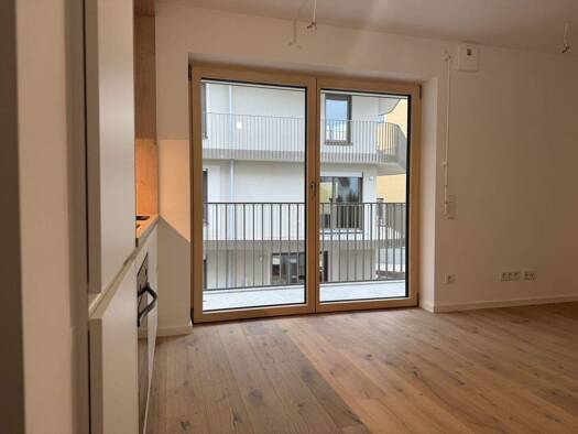 Wohnung zur Miete - Erstbezug 850 € 2 Zimmer 45,2 m² 1. Geschoss frei ab 15.01.2026 Guerickestraße 6 Kasernenviertel Regensburg 93053