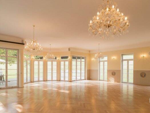 Haus zum Kauf 2.390.000 € 7.991 m² Grundstück Hörfarth 3508