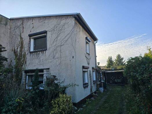 Doppelhaushälfte zum Kauf 65.000 € 85 m² 580 m² Grundstück Sandersdorf Sandersdorf-Brehna 06792