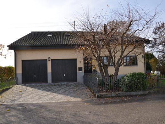 Einfamilienhaus zum Kauf provisionsfrei 5 Zimmer 180 m² 854 m² Grundstück frei ab sofort Müllen Neuried 77743