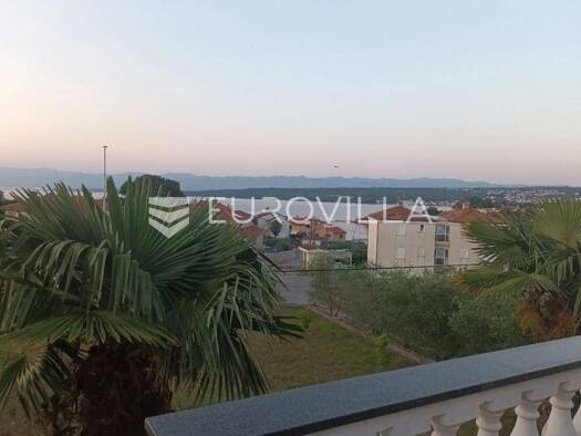 Haus zum Kauf 1.350.000 € 7 Zimmer 380 m² Vantacici Malinska-Dubasnica