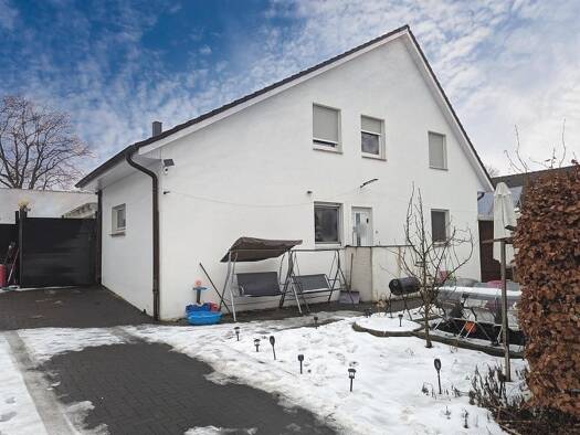 Mehrfamilienhaus zum Kauf provisionsfrei 299.000 € 11 Zimmer 411 m² 1.528 m² Grundstück Ofenerdiek Oldenburg 26125