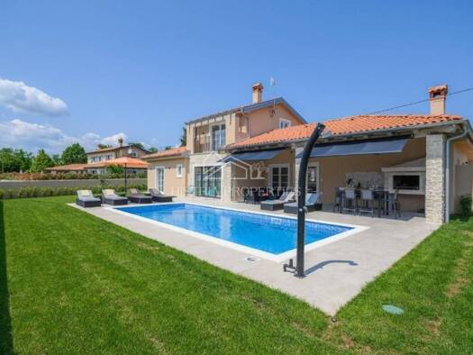 Haus zum Kauf 675.000 € 5 Zimmer 188 m² Rovinj Rovinj