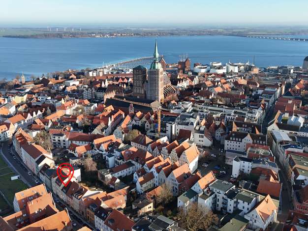 Reihenmittelhaus zum Kauf 440.000 € 8 Zimmer 184 m² 280 m² Grundstück Altstadt Stralsund 18439