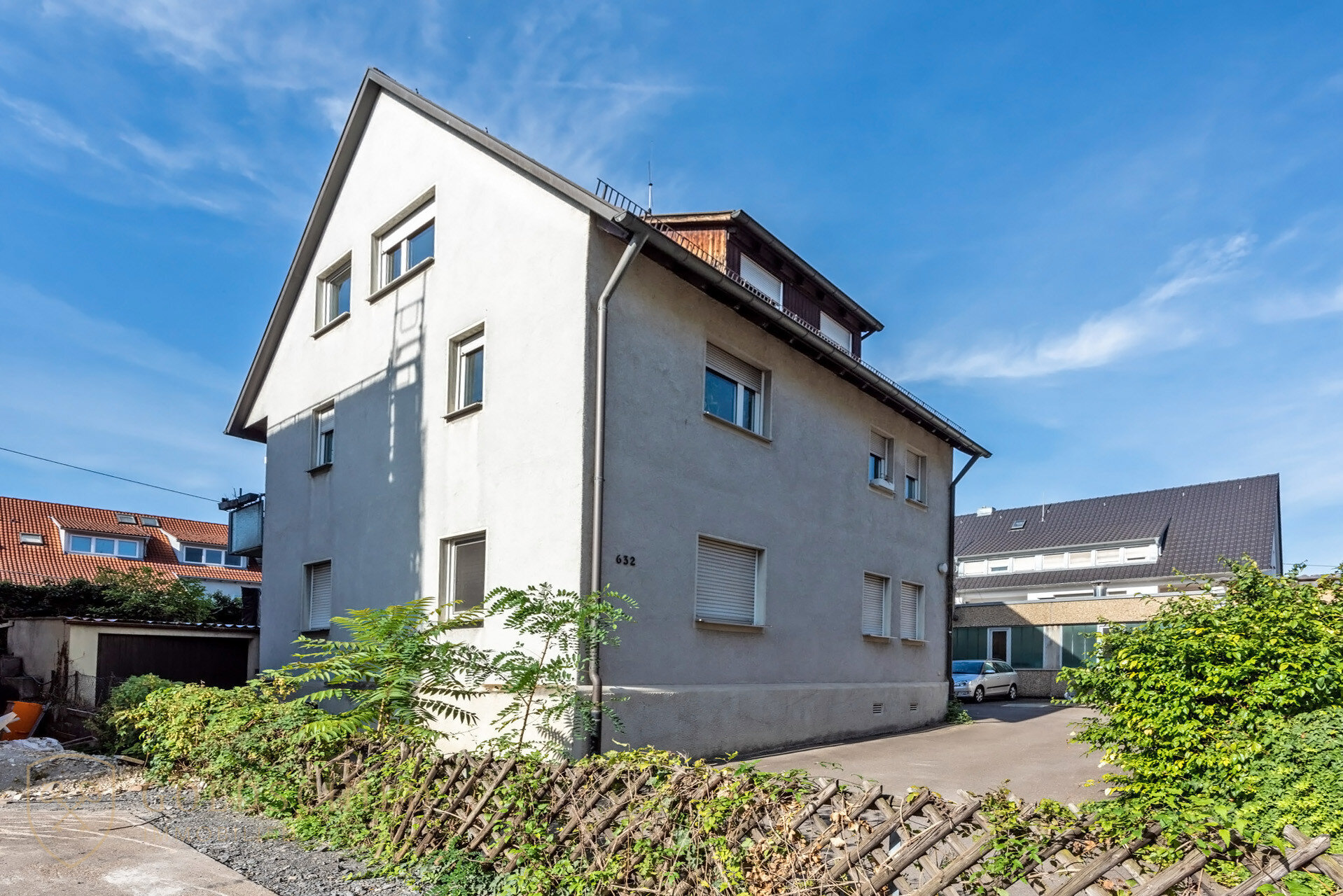 Mehrfamilienhaus zum Kauf 620.000 € 8 Zimmer 195 m²<br/>Wohnfläche 395 m²<br/>Grundstück Obertürkheim Stuttgart Obertürkheim 70329