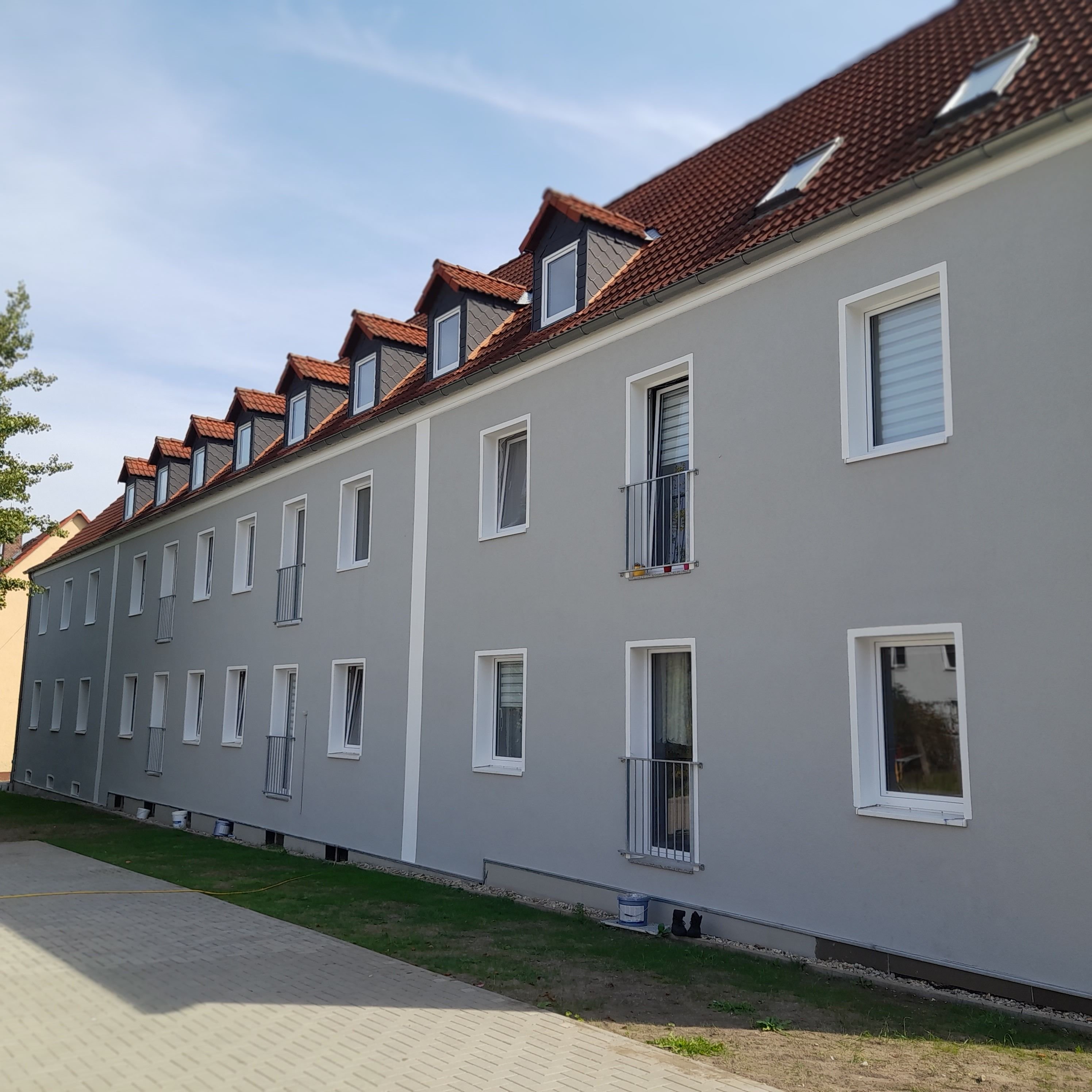 Wohnung zur Miete 390 € 4 Zimmer 70,6 m²<br/>Wohnfläche 1.<br/>Geschoss ab sofort<br/>Verfügbarkeit Ernst-Thälmann-Straße 22 Tröglitz Elsteraue 06729