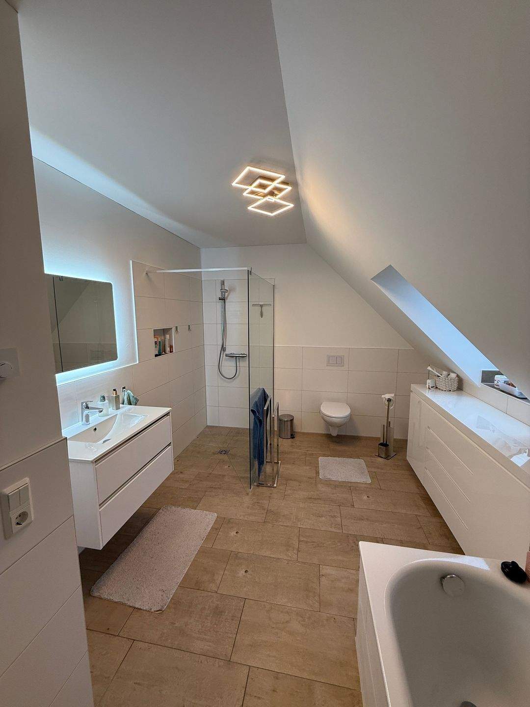 Immobilie in Burg Stargard - Hochwertige 4 Zimmer Wohnung - Bild 3