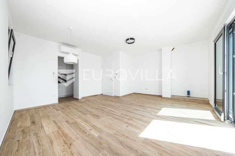 Wohnung zur Miete 1.250 € 2 Zimmer 81 m²<br/>Wohnfläche 2.<br/>Geschoss Tresnjevka - north 10110