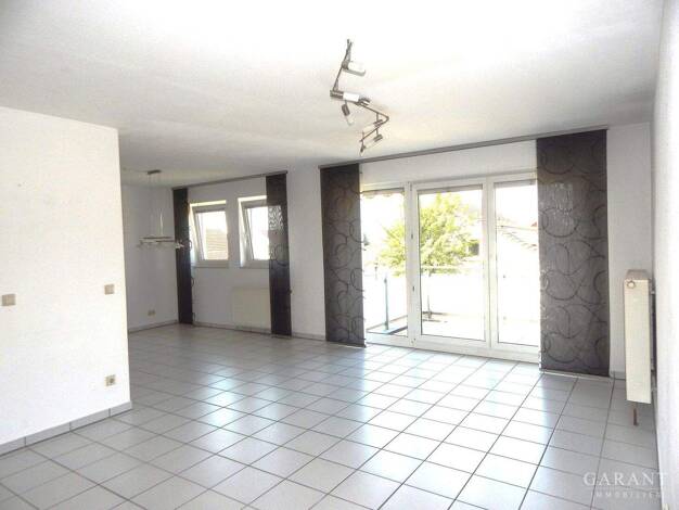 Wohnung zum Kauf 278.000 € 4,5 Zimmer 101 m² 1. Geschoss Iggingen 73574