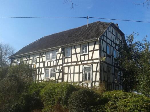 Mehrfamilienhaus zum Kauf als Kapitalanlage geeignet 110.000 € 265 m² 1.500 m² Grundstück Mehren 57635