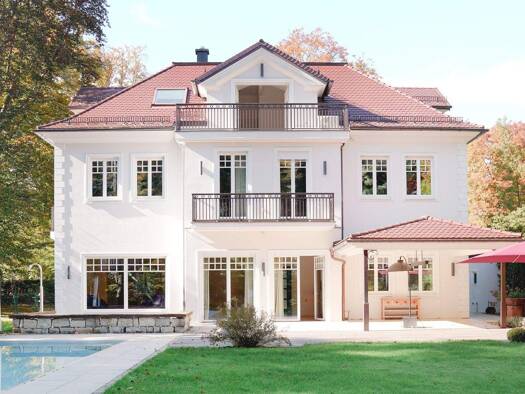 Haus zum Kauf 12.300.000 € 15 Zimmer 570 m² 2.831 m² Grundstück Höllriegelskreuth Pullach im Isartal 82049