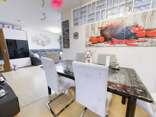Wohnung zum Kauf 198.000 € 3 Zimmer 74 m² 2. Geschoss Deutenbach Stein 90547